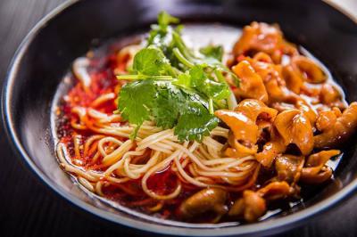 成都餐飲小吃培訓(xùn)班，肥腸面食技術(shù)培訓(xùn)哪里好？