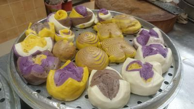 美食小吃班學(xué)校有哪些？特色小吃技術(shù)培訓(xùn)多少錢(qián)？