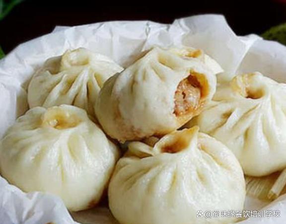 成都包子制作培訓班哪家好？飄味緣早餐技術培訓學校位置及優(yōu)勢解析